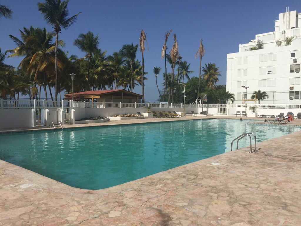 Marbella Del Caribe Beachfront San Juan Eksteriør billede