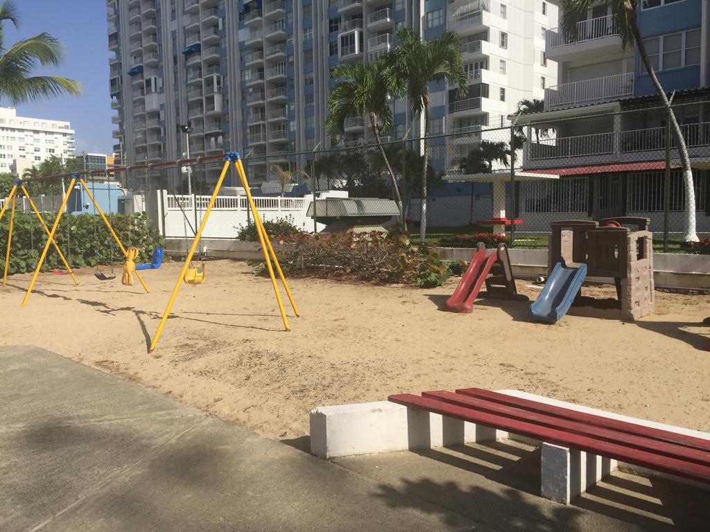Marbella Del Caribe Beachfront San Juan Eksteriør billede