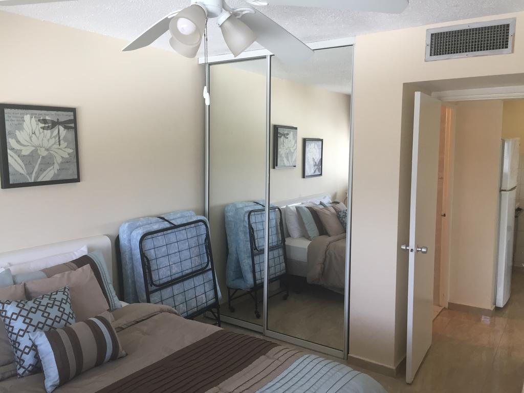 Marbella Del Caribe Beachfront San Juan Eksteriør billede